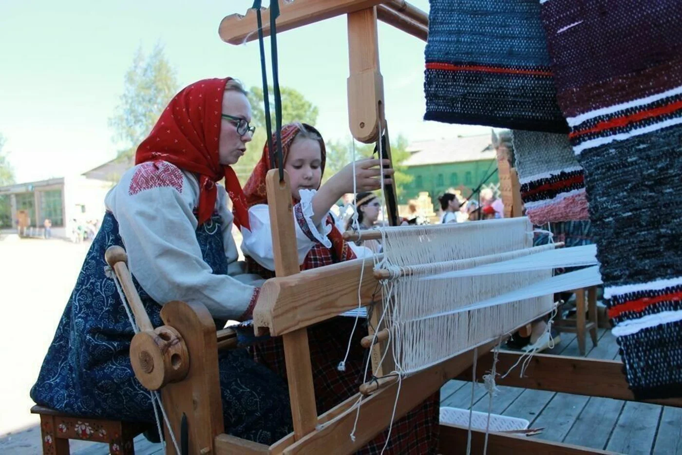 Межрегиональный фестиваль мастеров и фольклора "Петровская ярмарка" 