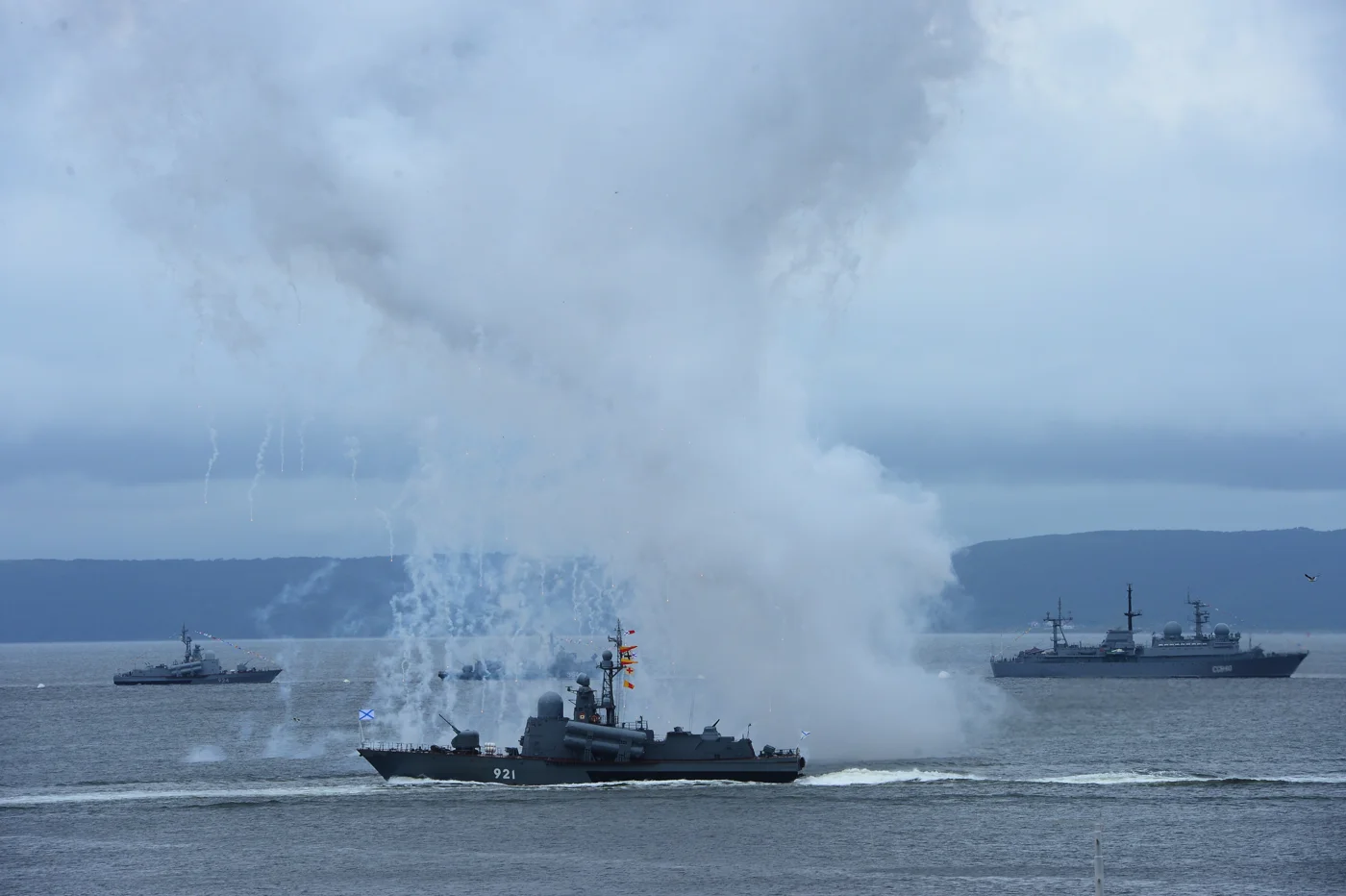 День Военно-морского флота во Владивостоке