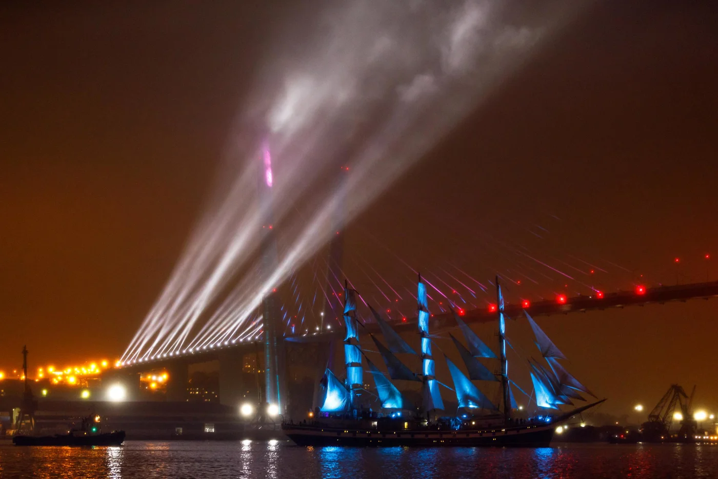 Праздник выпускников школ Приморского края «Крылья Востока»