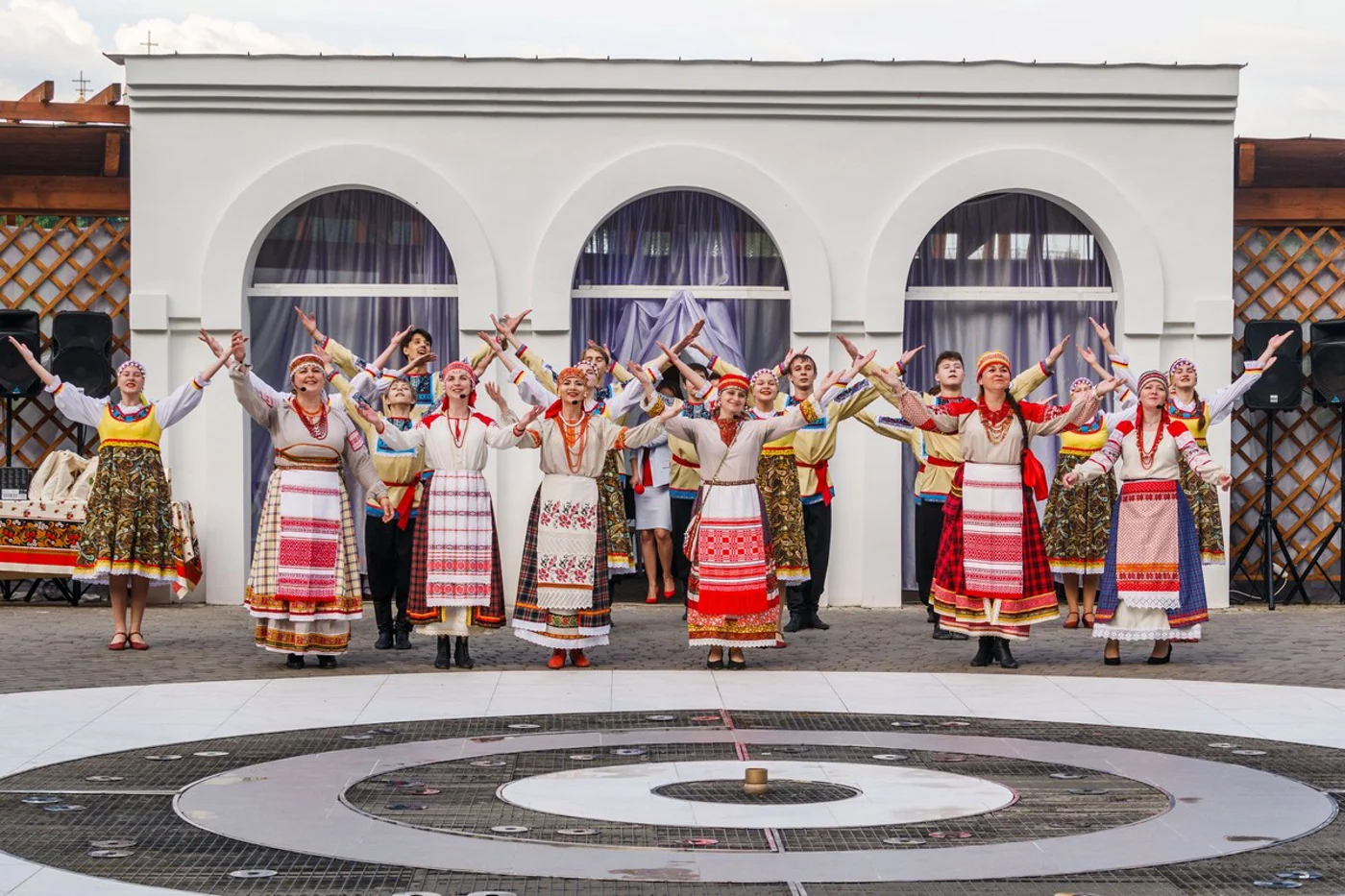 Обрядовый праздник «Вишневый Cпас в Патриаршем саду»
