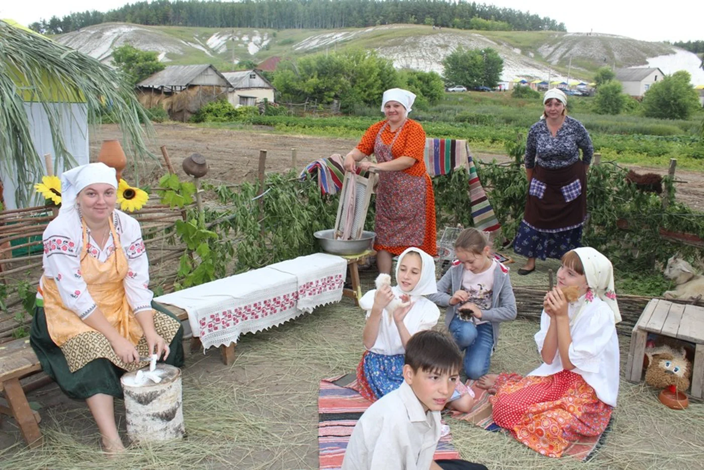 Патриотическая Арт-ретроспектива «Родина Героя»