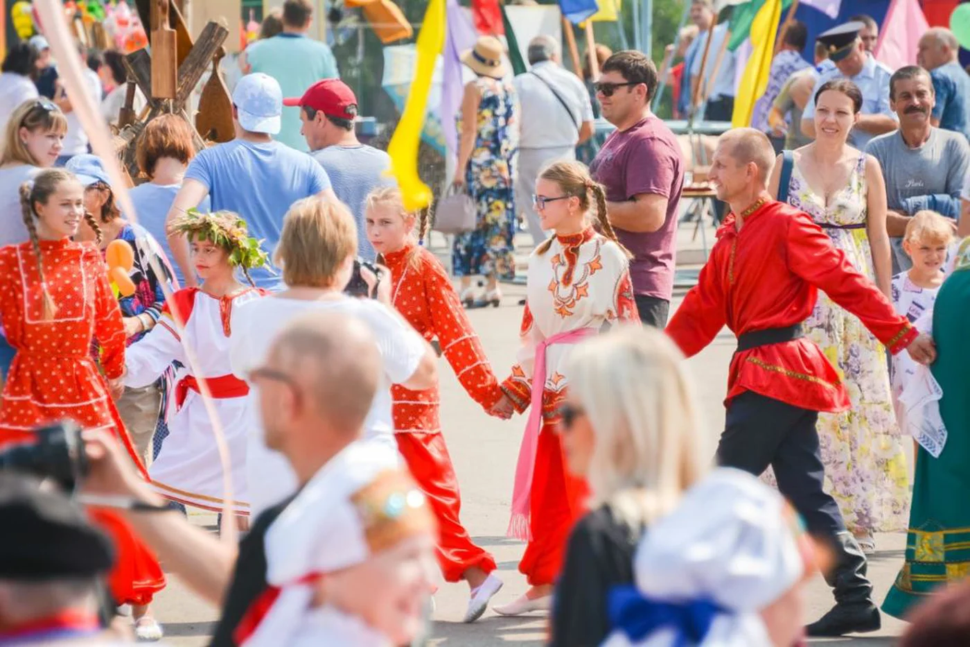 Ярмарка «Бондарская карусель»