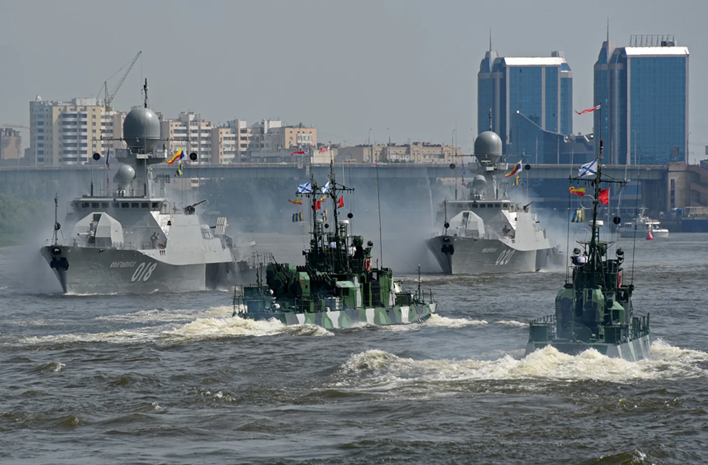 День Военно-морского флота в Астрахани