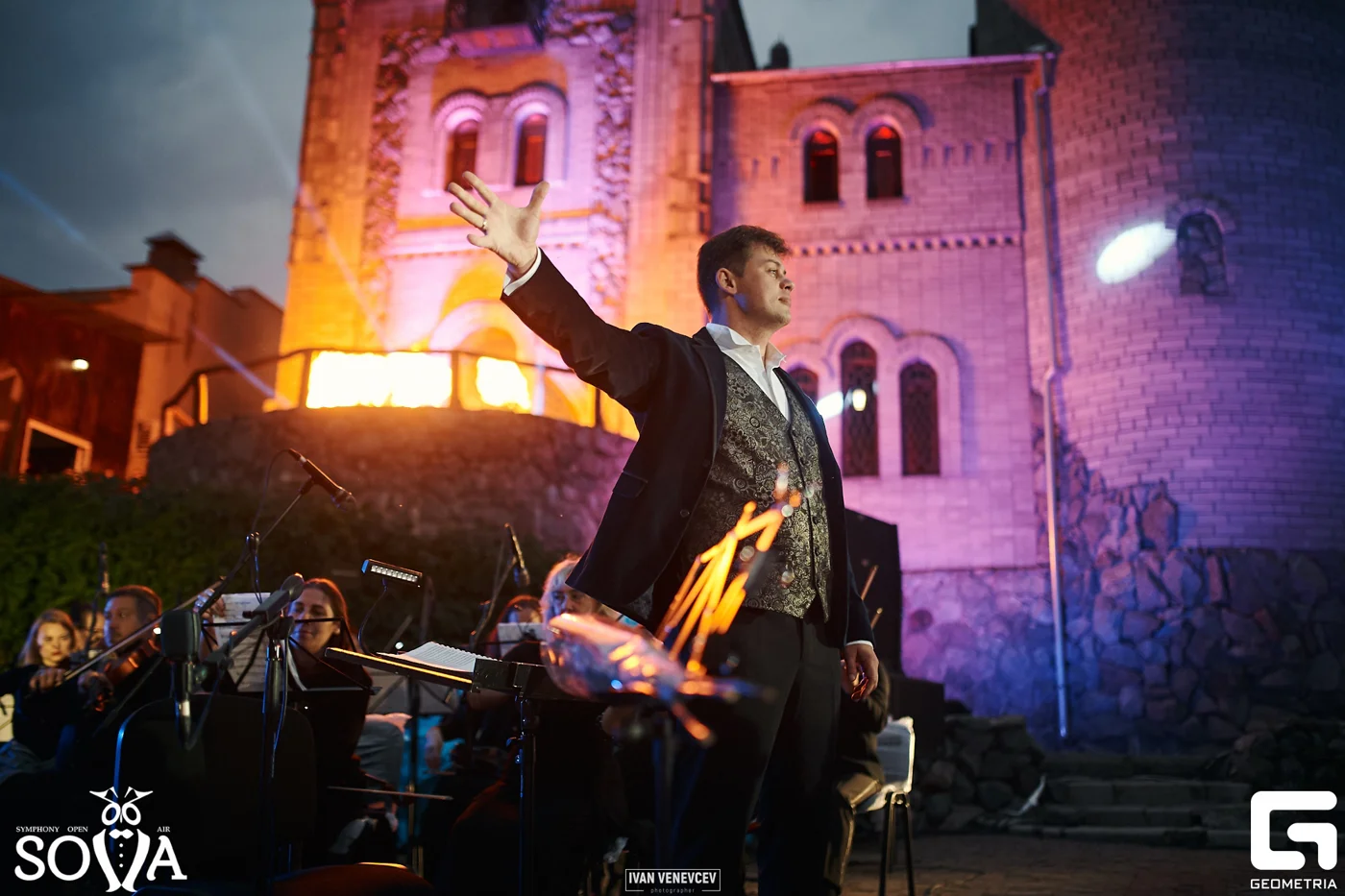 Symphony open-air SOVA 