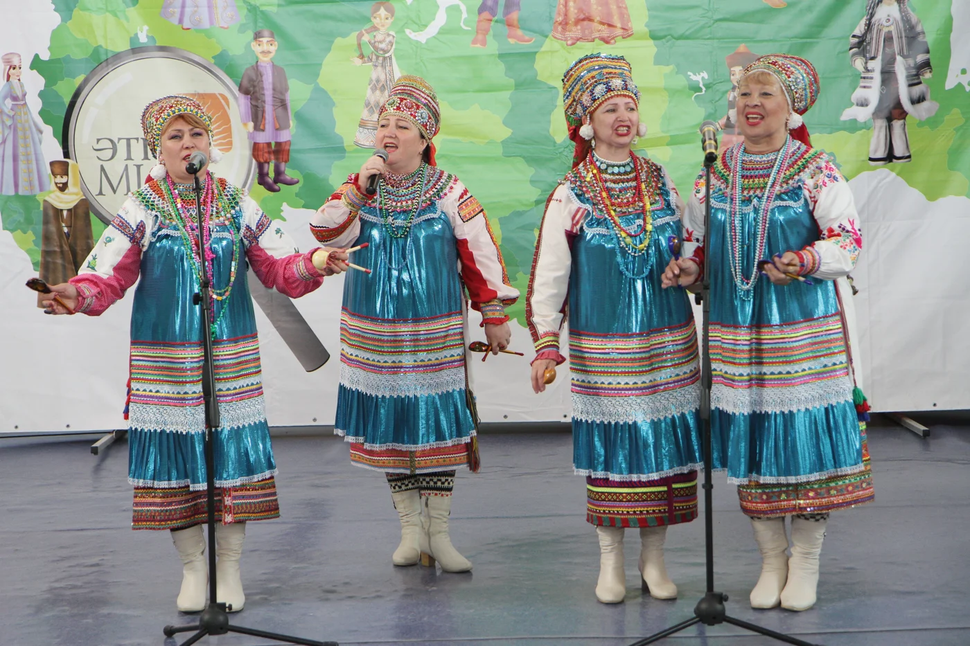 Фестиваль народного творчества "Хоровод дружбы"