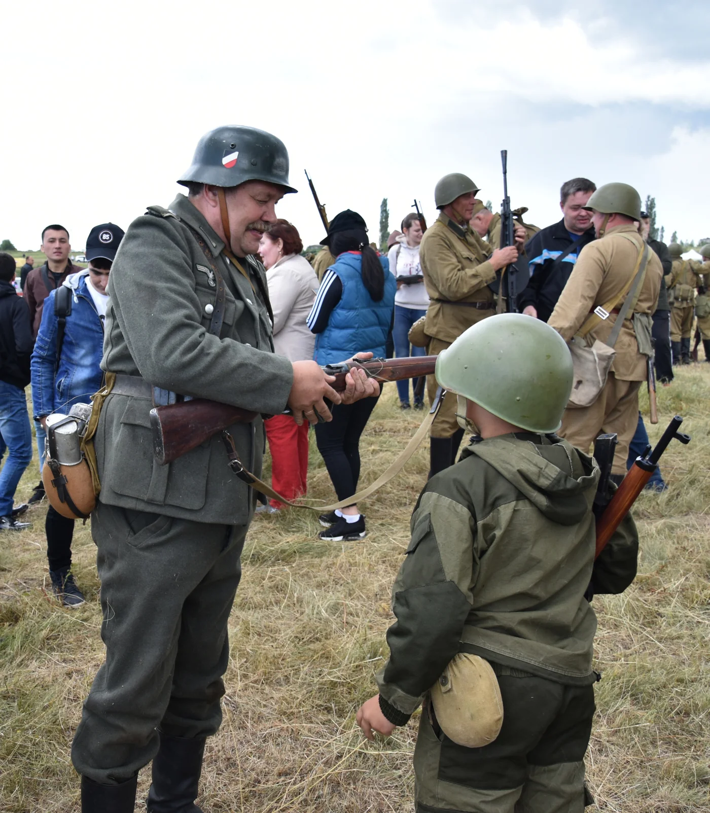 Фестиваль военно-исторической реконструкции «Тербунский рубеж. Жаркое лето 1942 года»