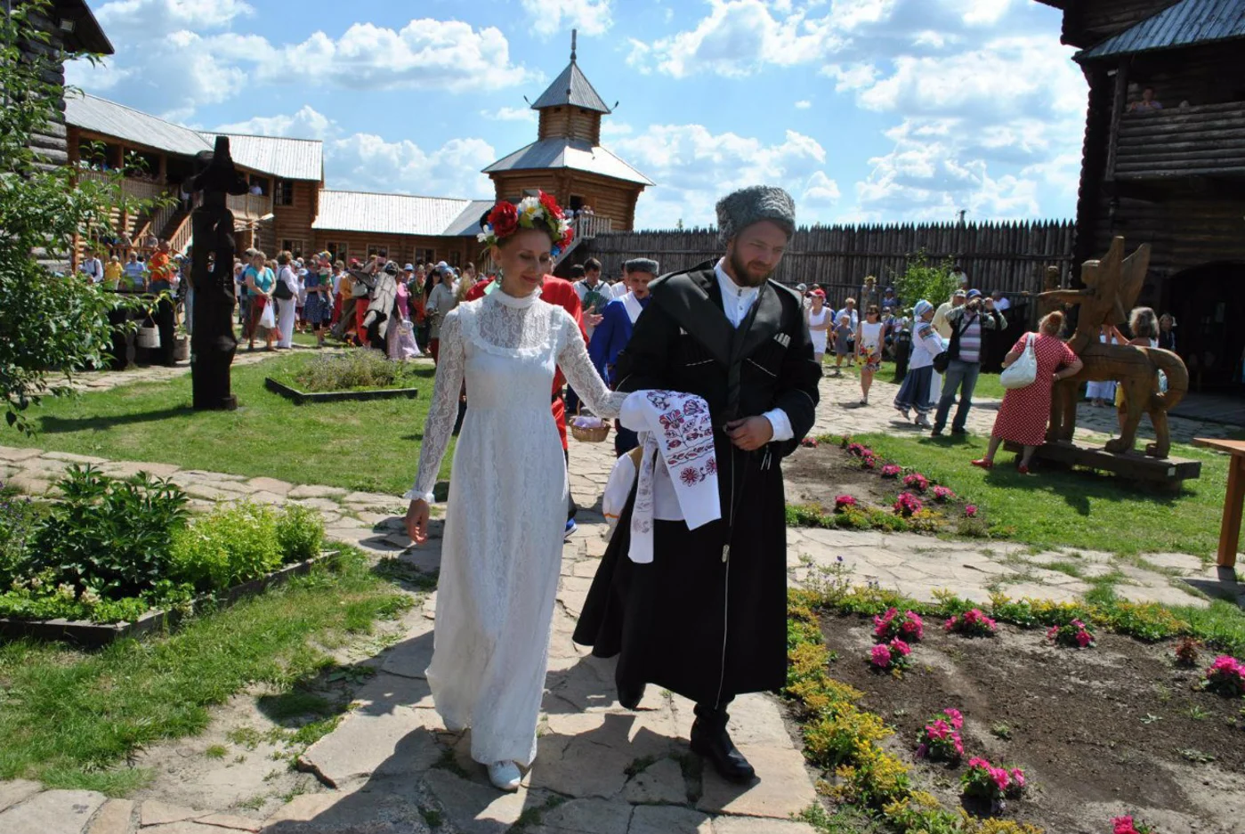 Народное гуляние «Августовские спасы»