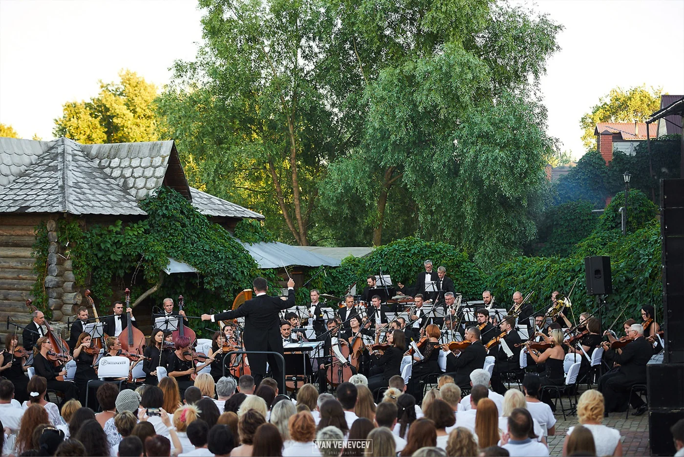 Symphony open-air SOVA