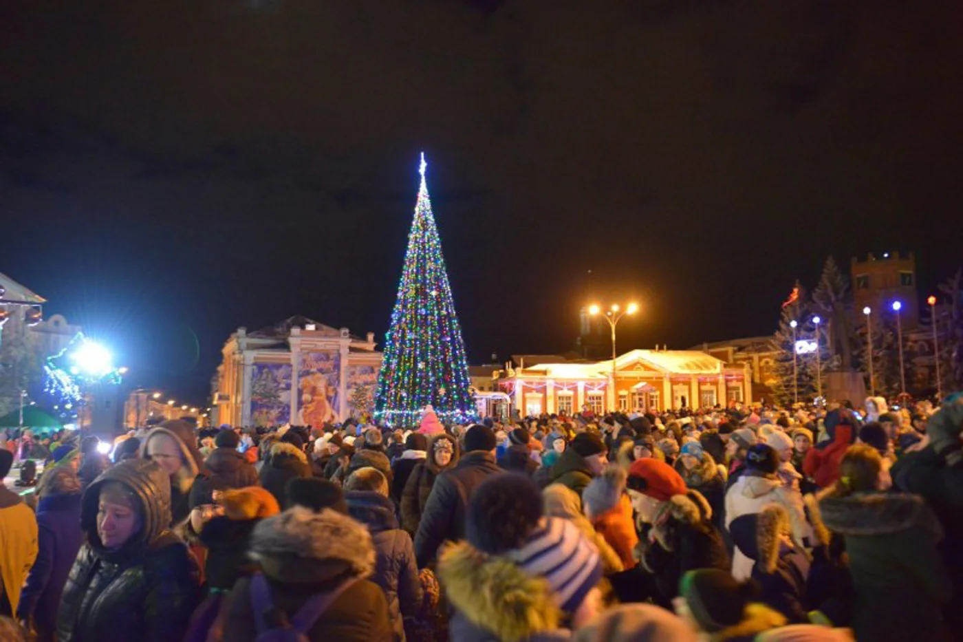 Фестиваль "Новогодние огни древнего города"