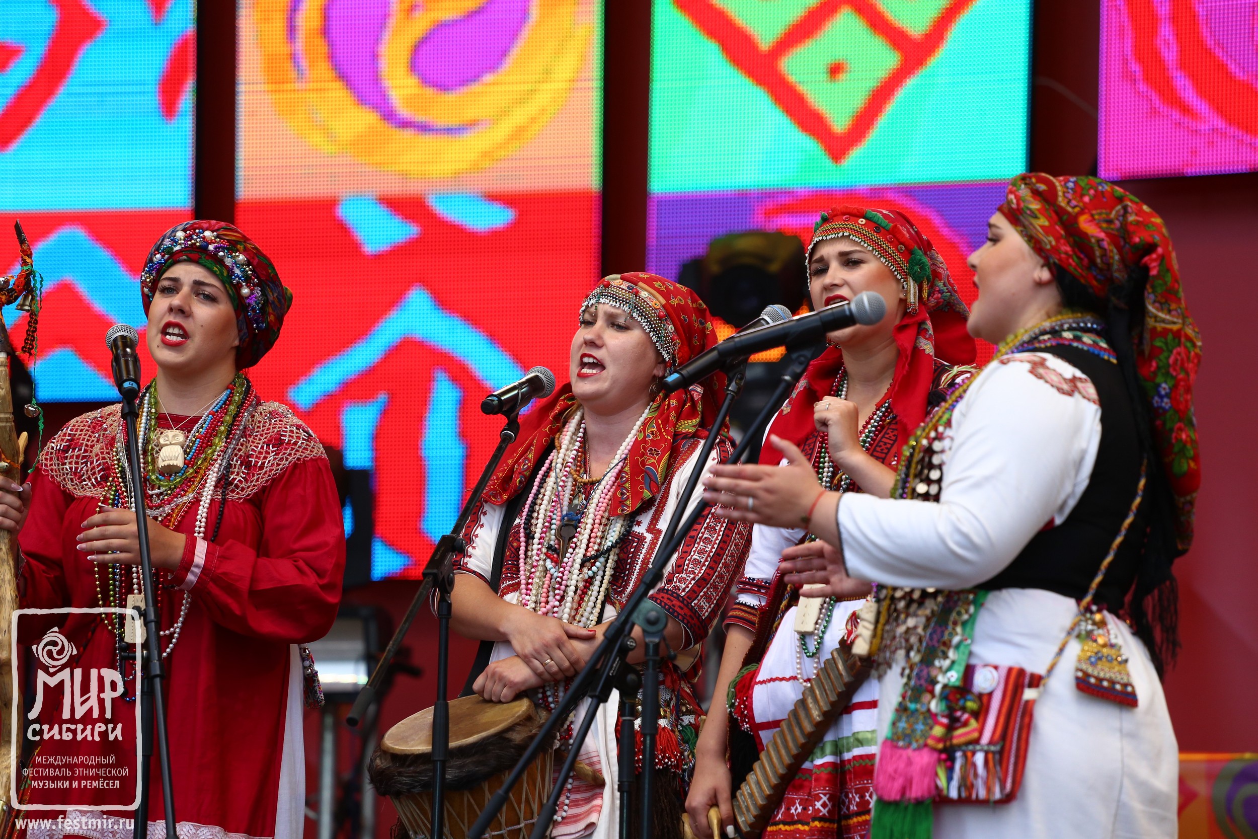 МИР, которым мы живем: завершился юбилейный фестиваль этнической музыки и ремесел МИР Сибири.