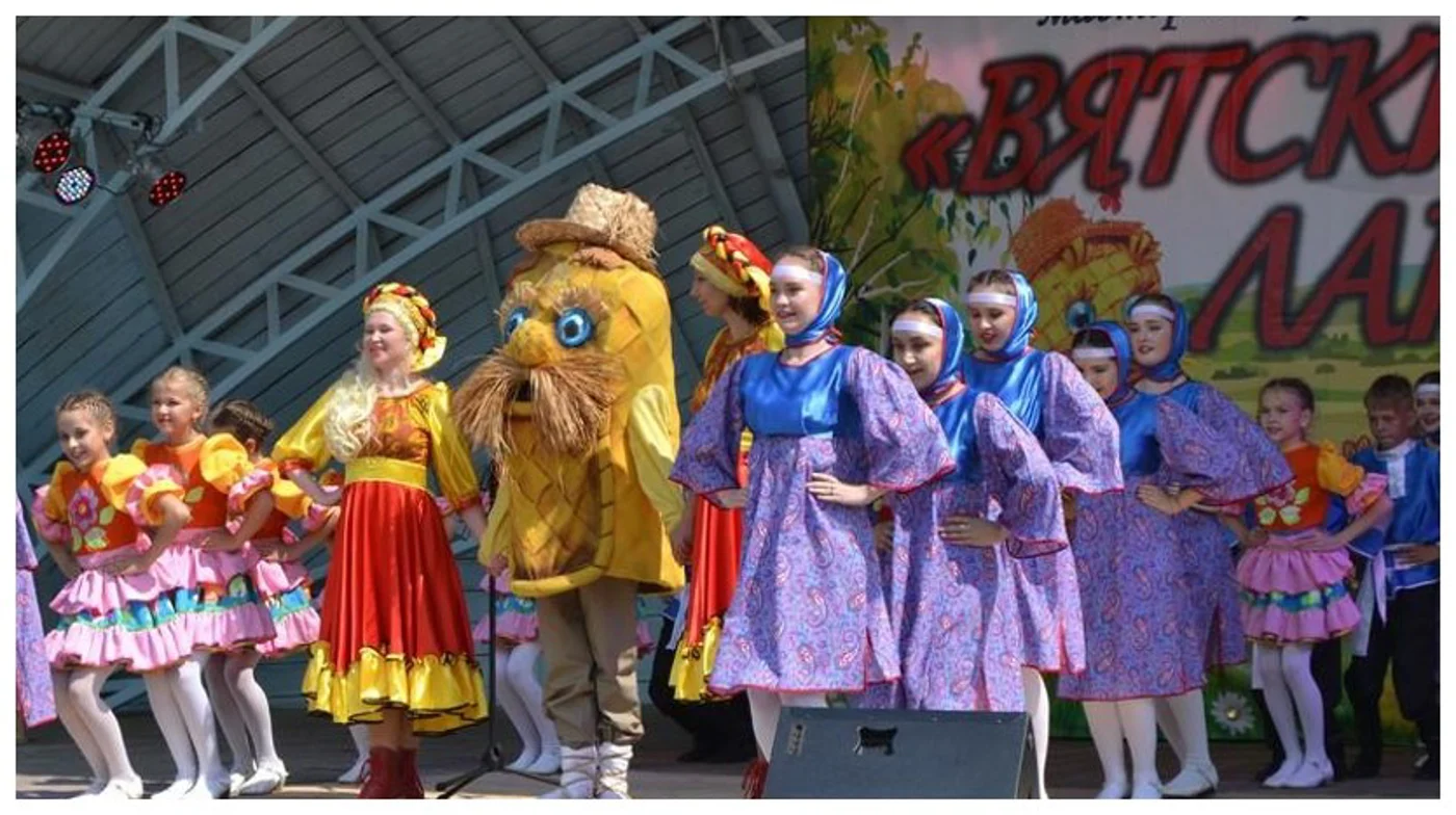 Межрегиональный фестиваль народных промыслов «Вятский лапоть»