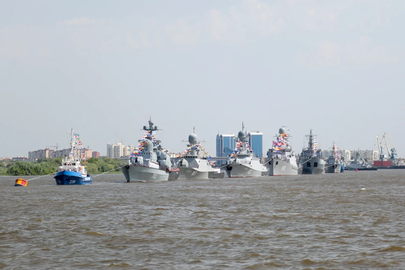 День Военно-морского флота в Астрахани