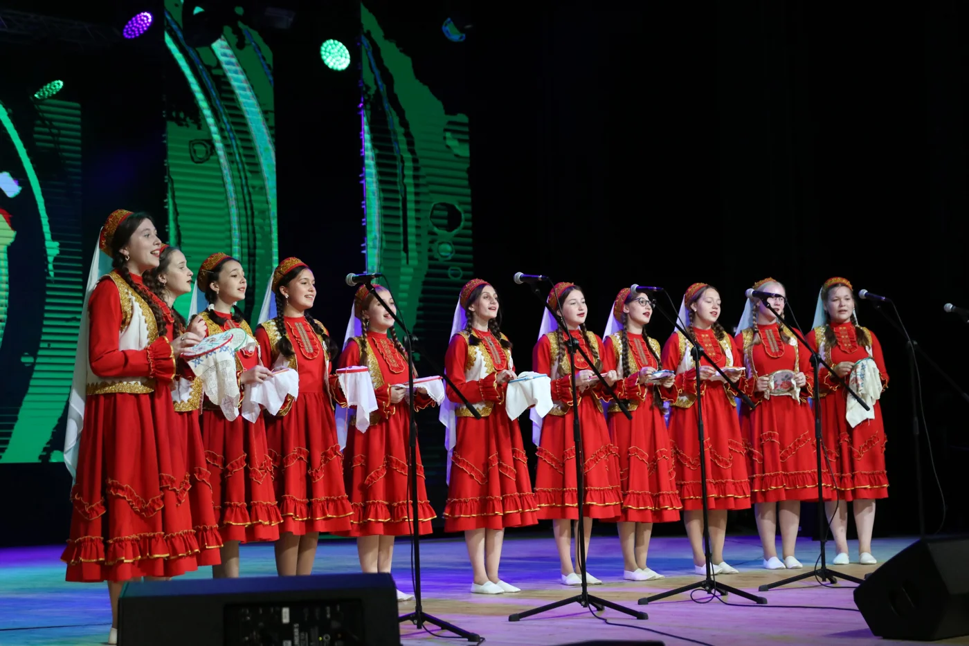 III Межрегиональный детско-юношеский фестиваль национальных культур «ВЕРЕТЕНО»