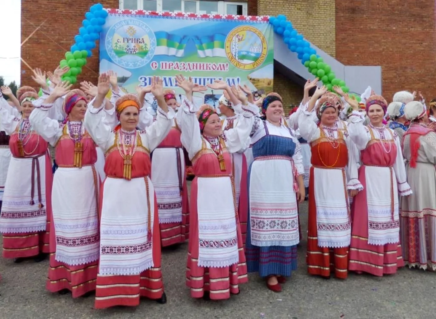 Межрайонный праздник «Зымгыштам» (Пошумим, погремим)