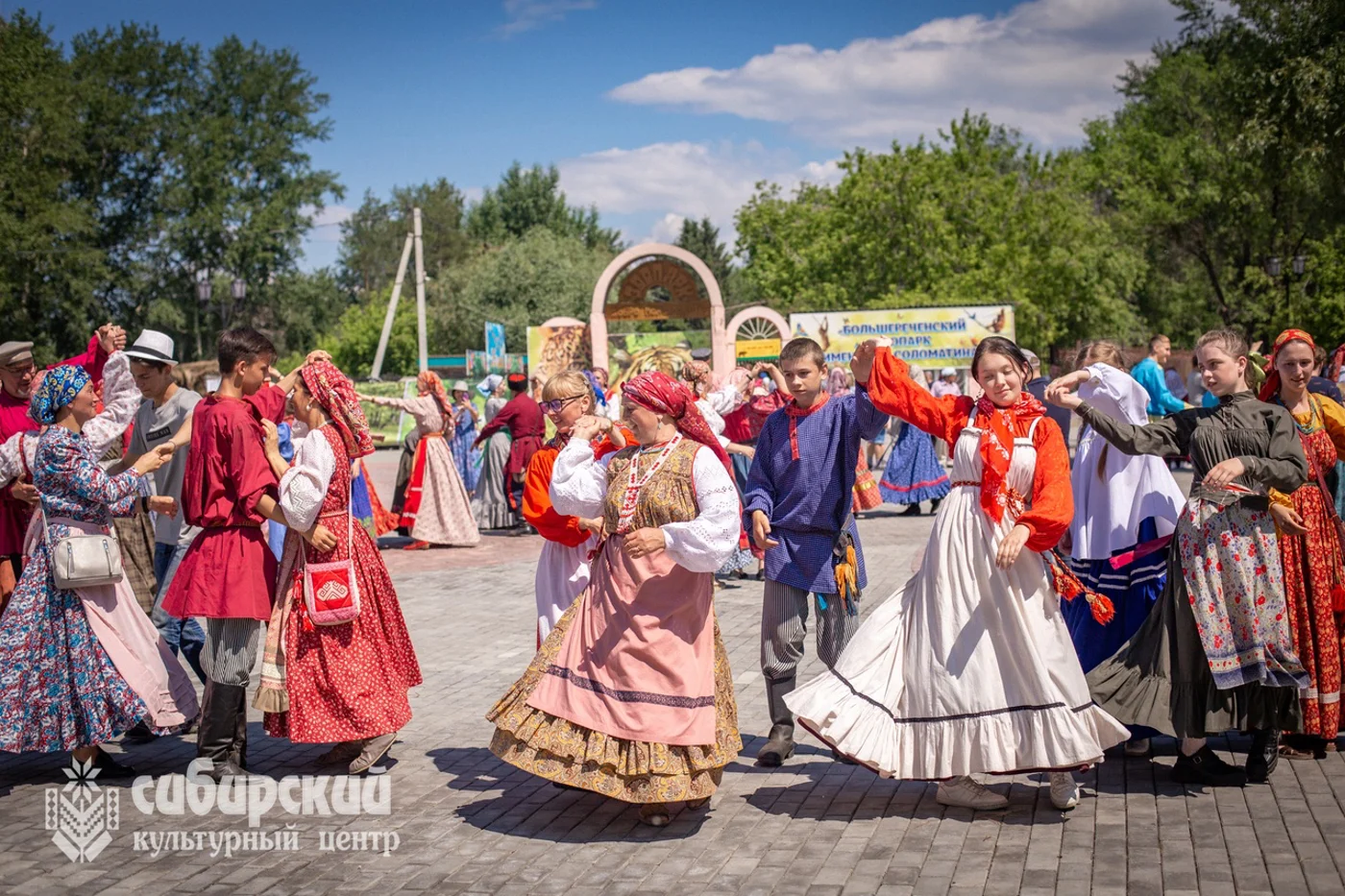 Фестиваль сибирской культуры "Слетье"
