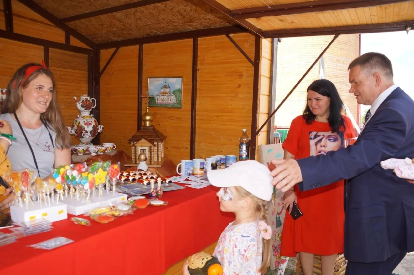 Межрайонный гастрономический фестиваль "Аксельский огурец"