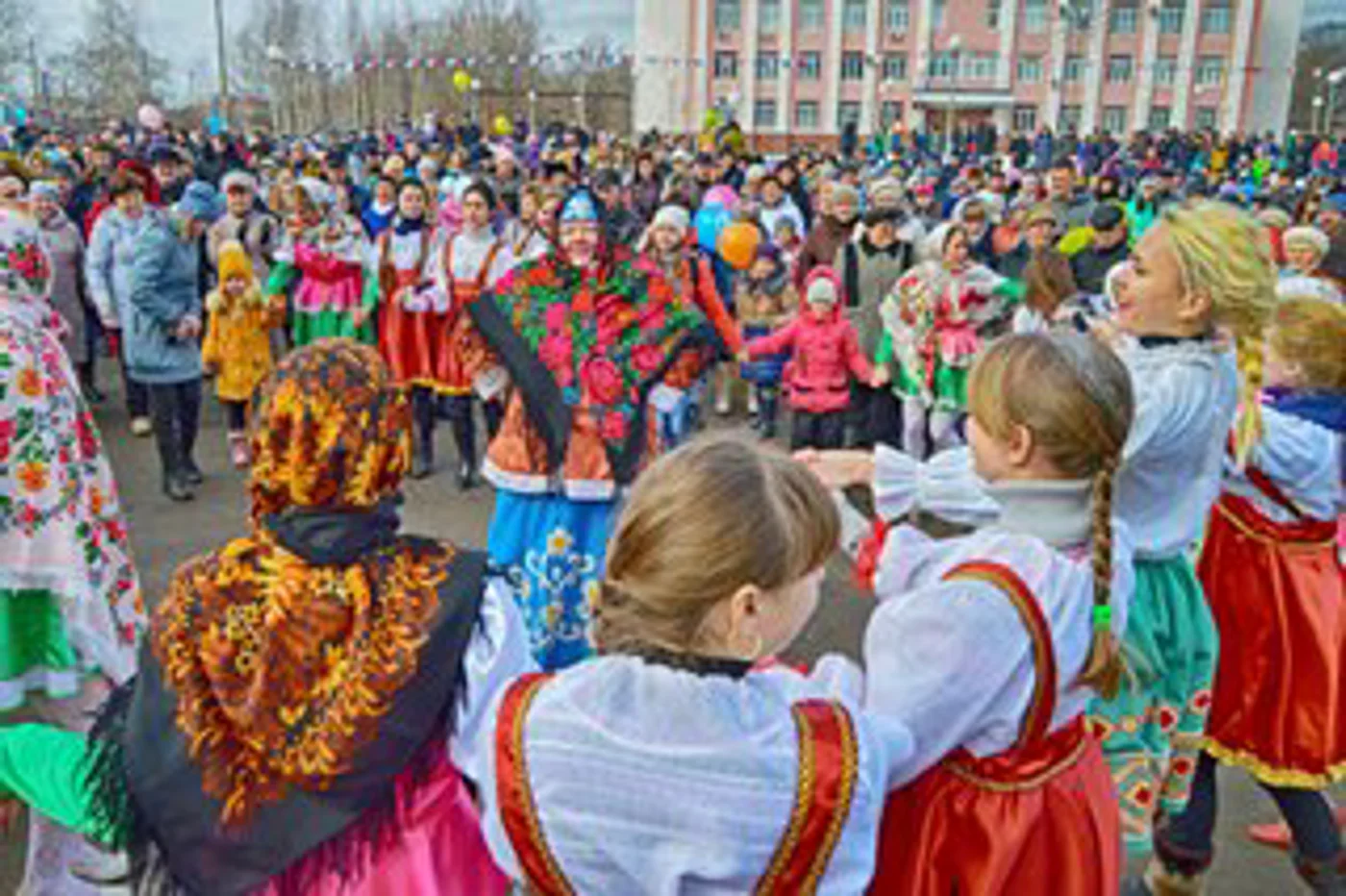 Масленица хороша – широка ее душа