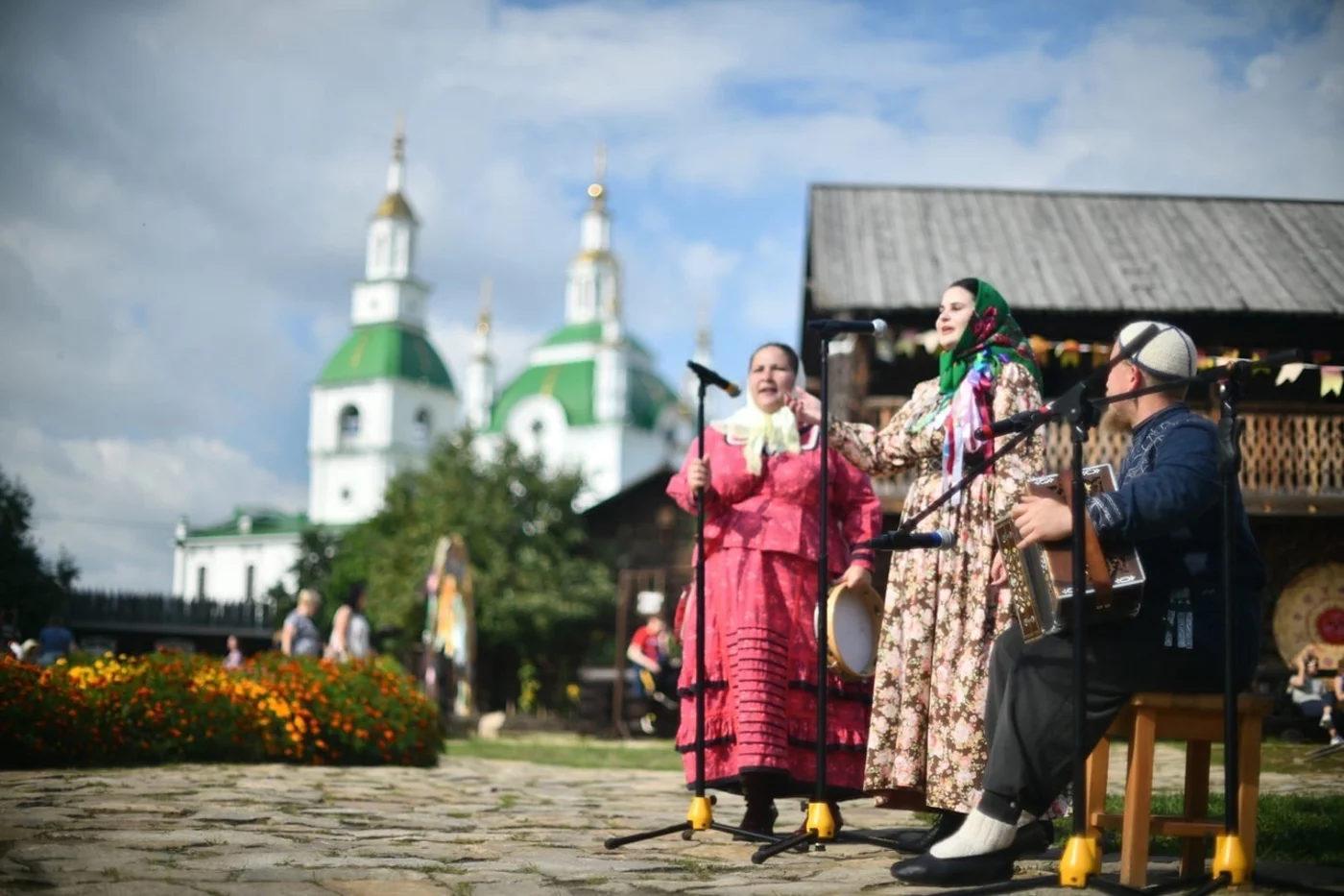 Народный праздник "Августовские спасы"