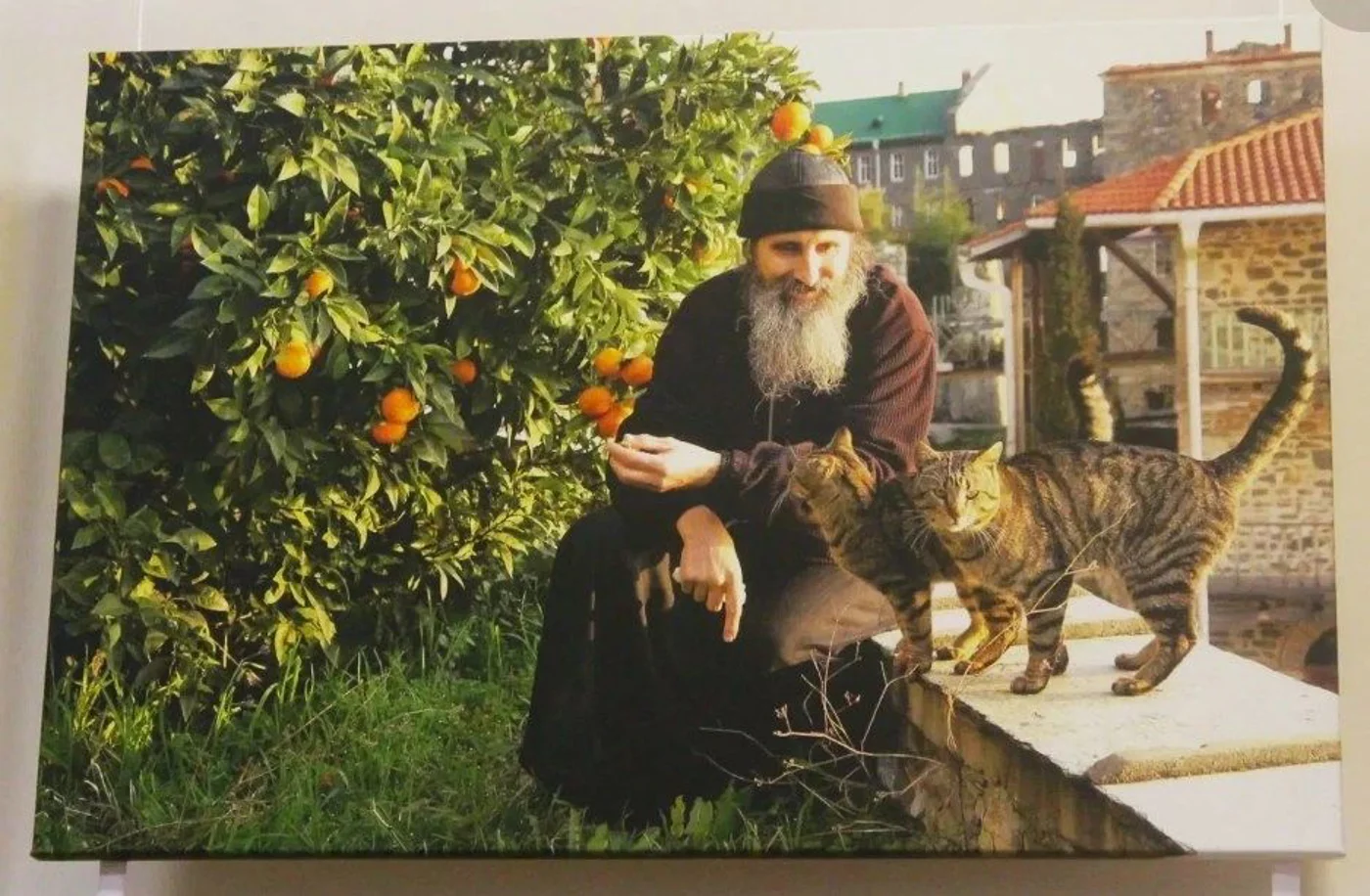  В Клетнянском районе открылась выставка «Наш Афон» фотохудожника Костаса Асимиса
